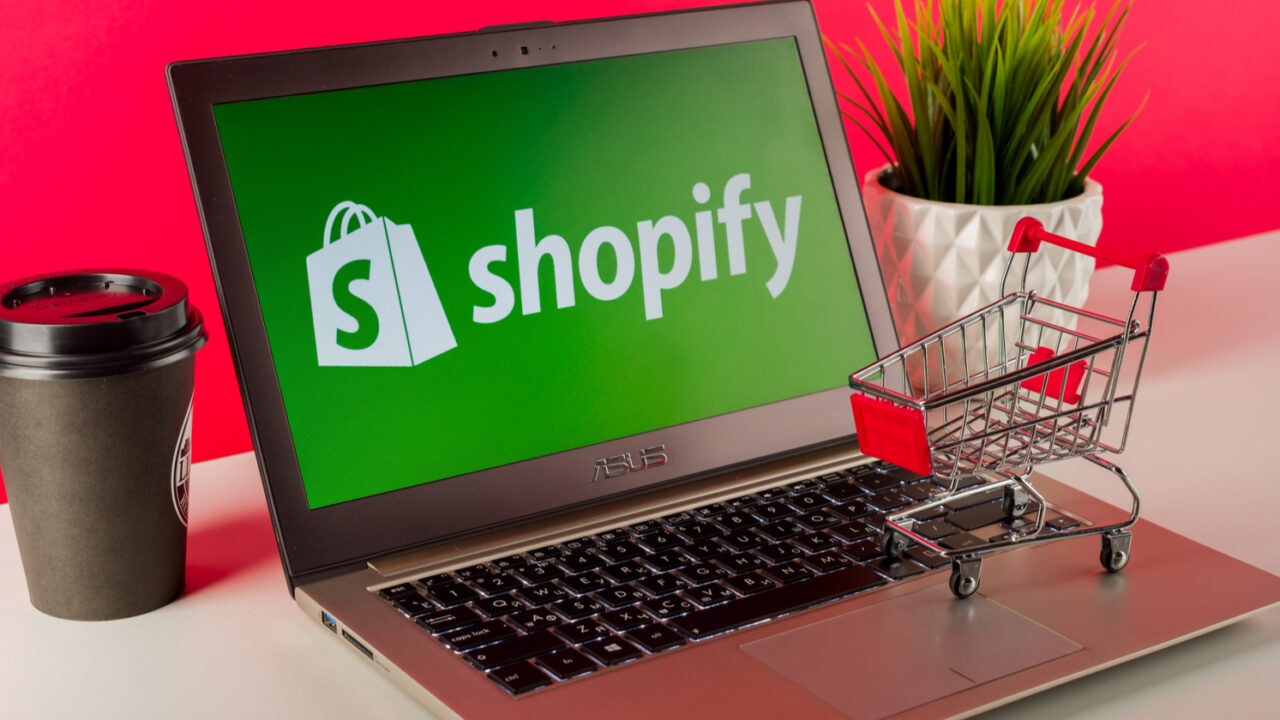 “Shopify: The All-in-One Solution for Building Your Dream Online Store”